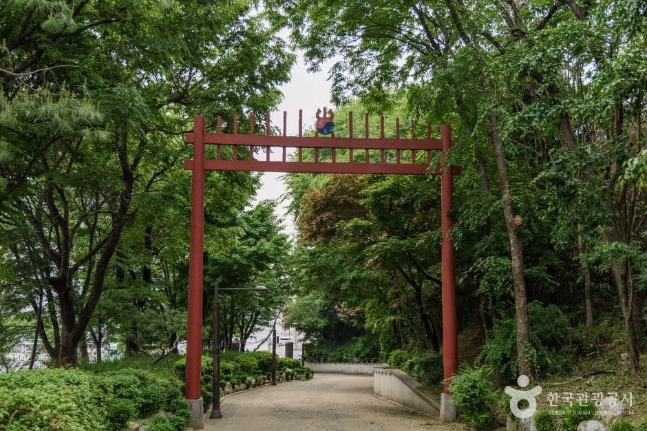 사육신공원 사진 1