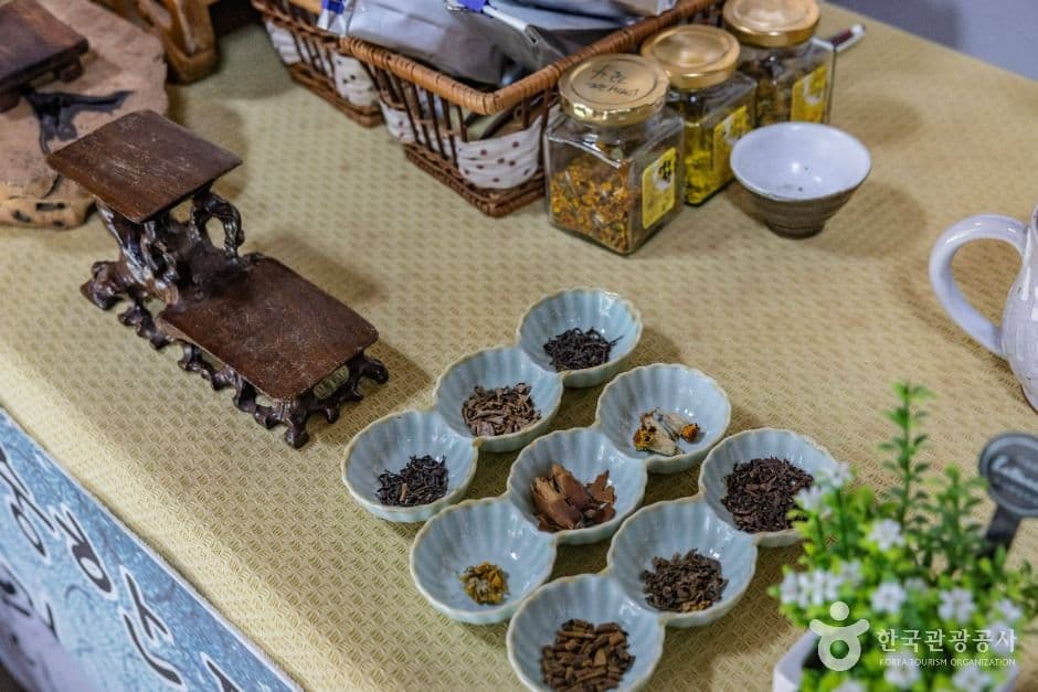 순천전통야생차체험관 사진 4