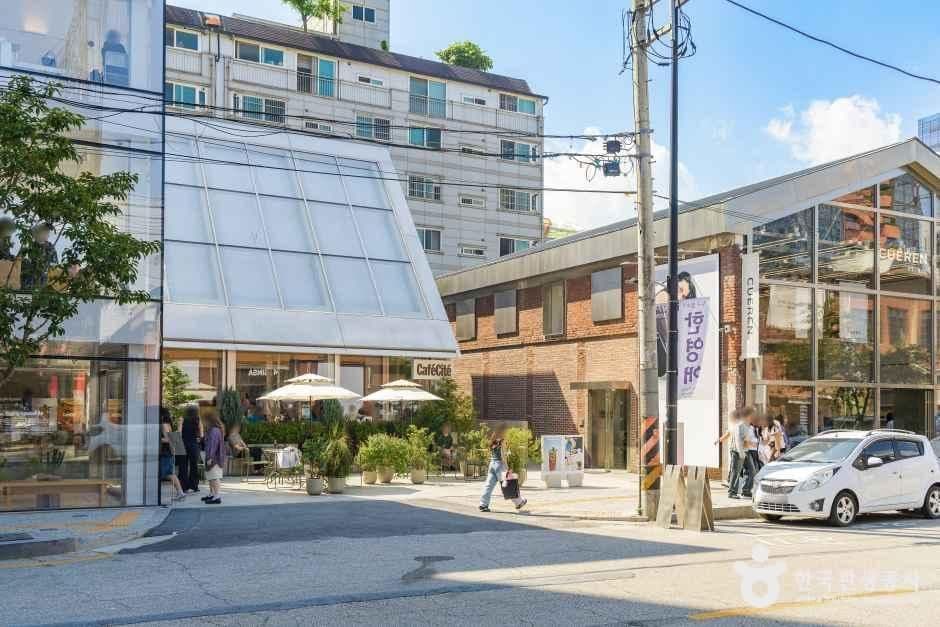 성수동 카페거리 사진 2