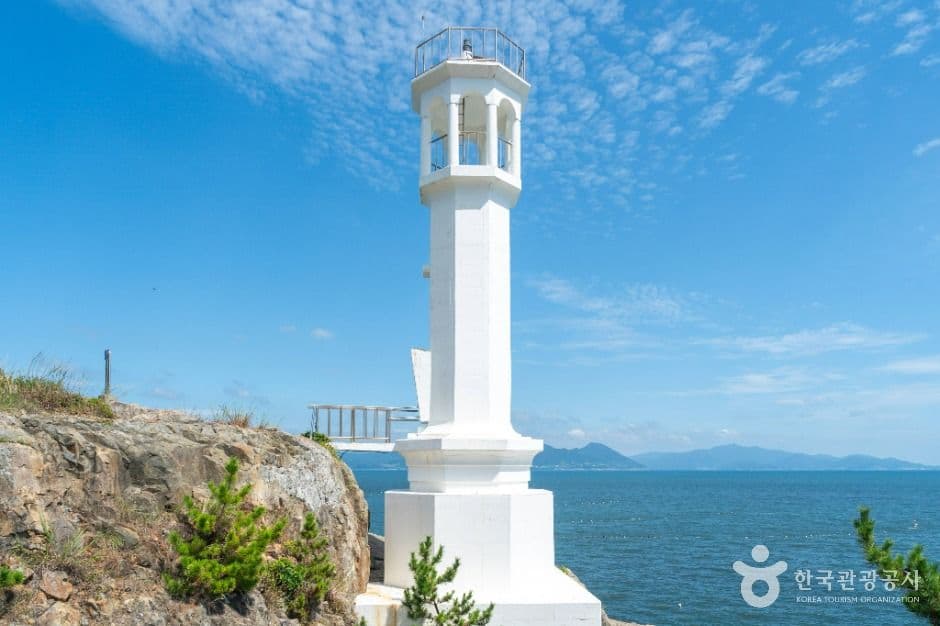 큰끝등대 사진 4