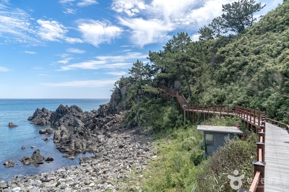 덕봉산