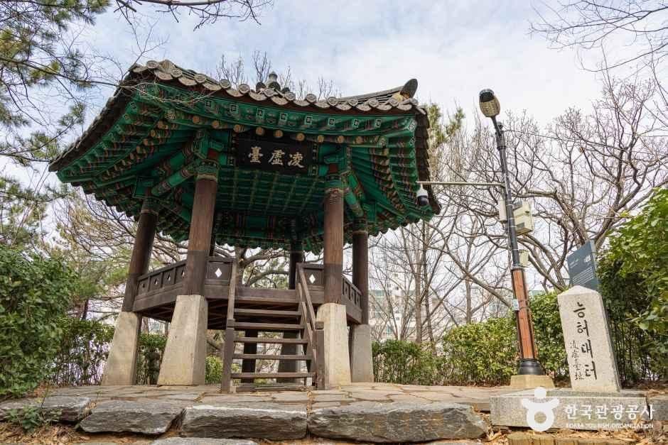 능허대지