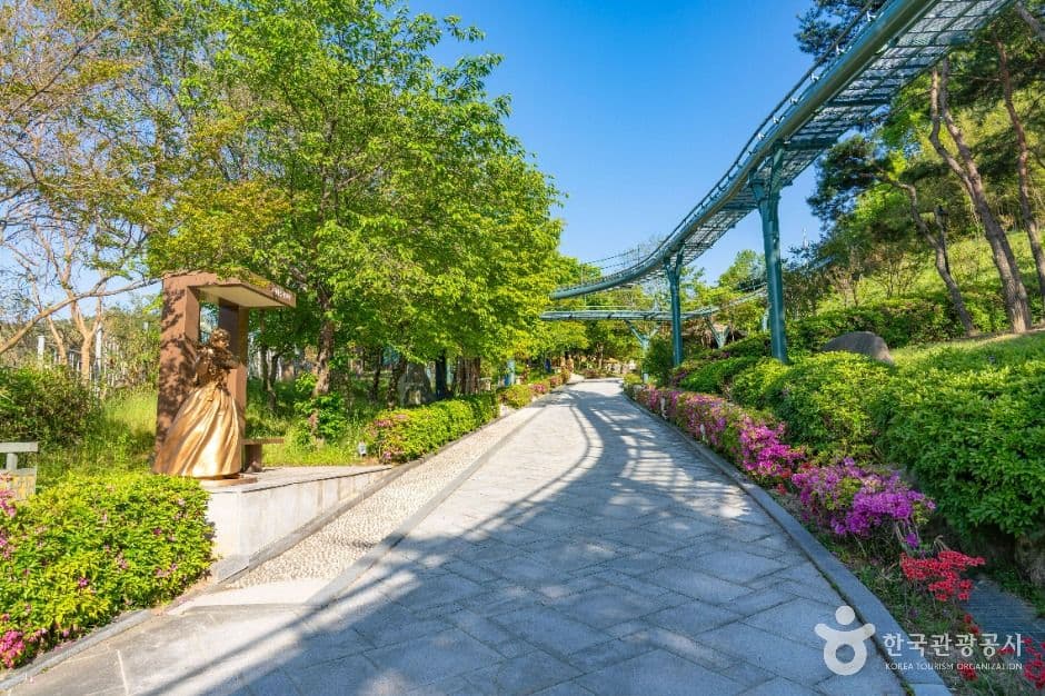 춘향테마파크 사진 2