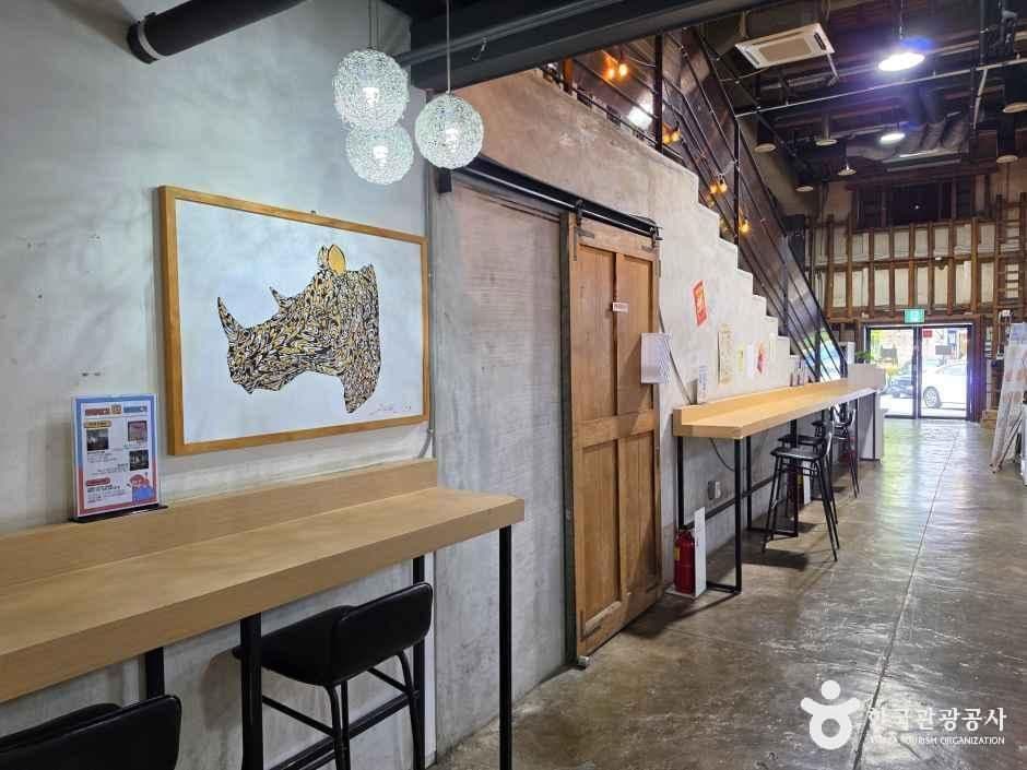청춘창고 사진 3
