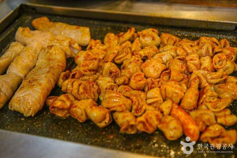 안지랑 곱창골목 사진 3