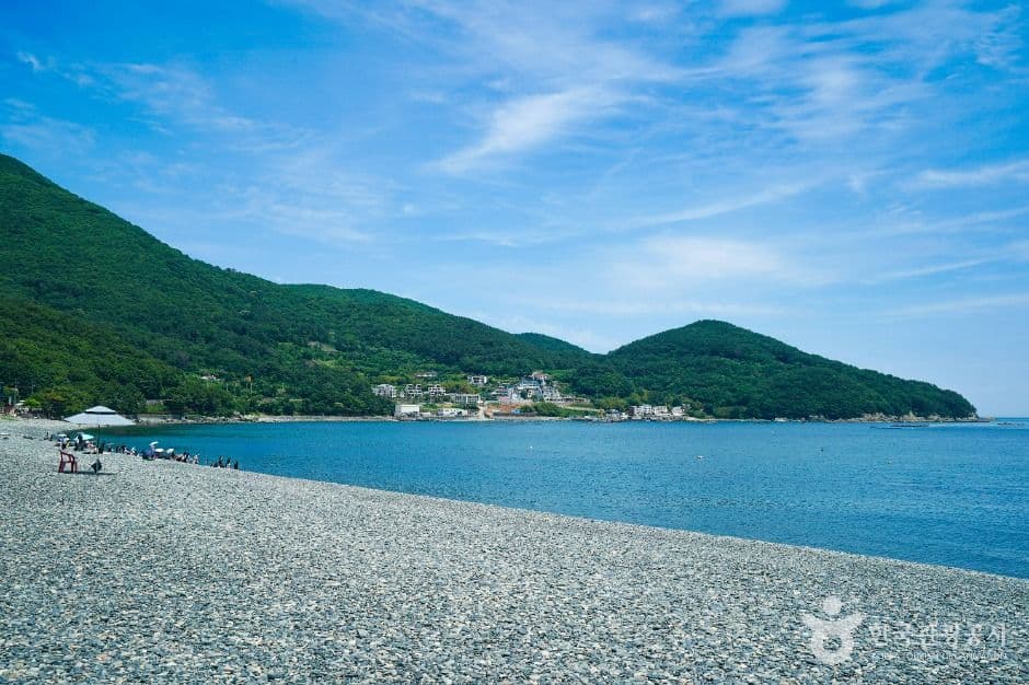학동 흑진주 몽돌해변 사진 1