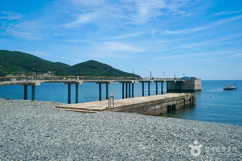 학동 흑진주 몽돌해변 사진 2