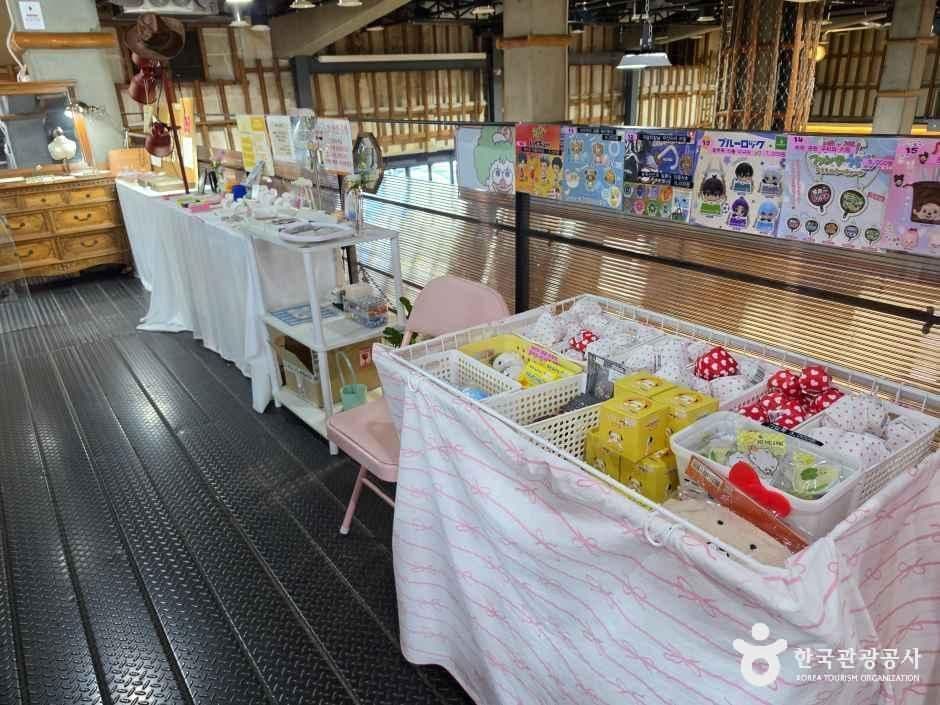 청춘창고 사진 6
