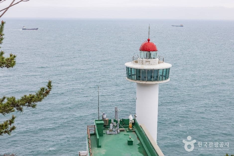 영도 등대 사진 1