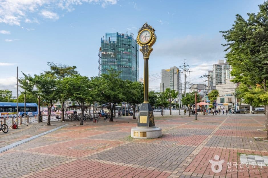 동인천역 북광장 사진 1