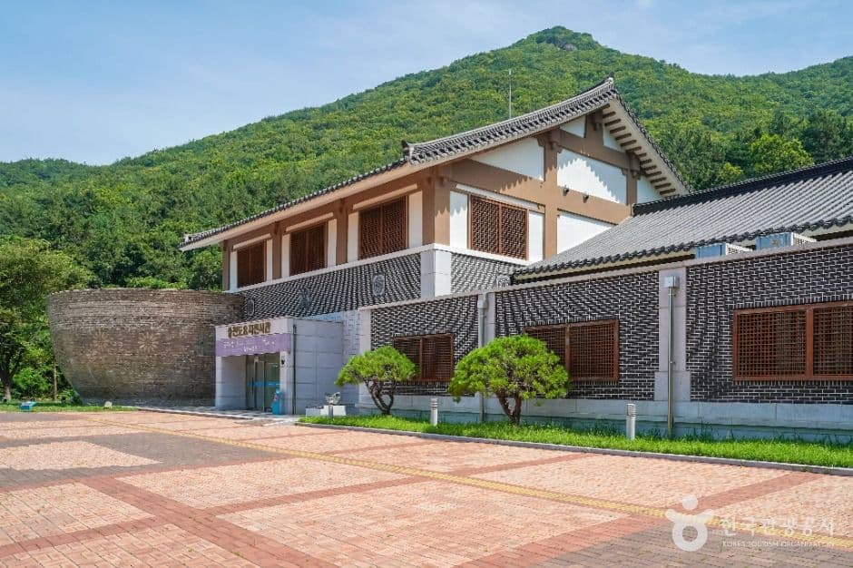 웅천 도요지 전시관