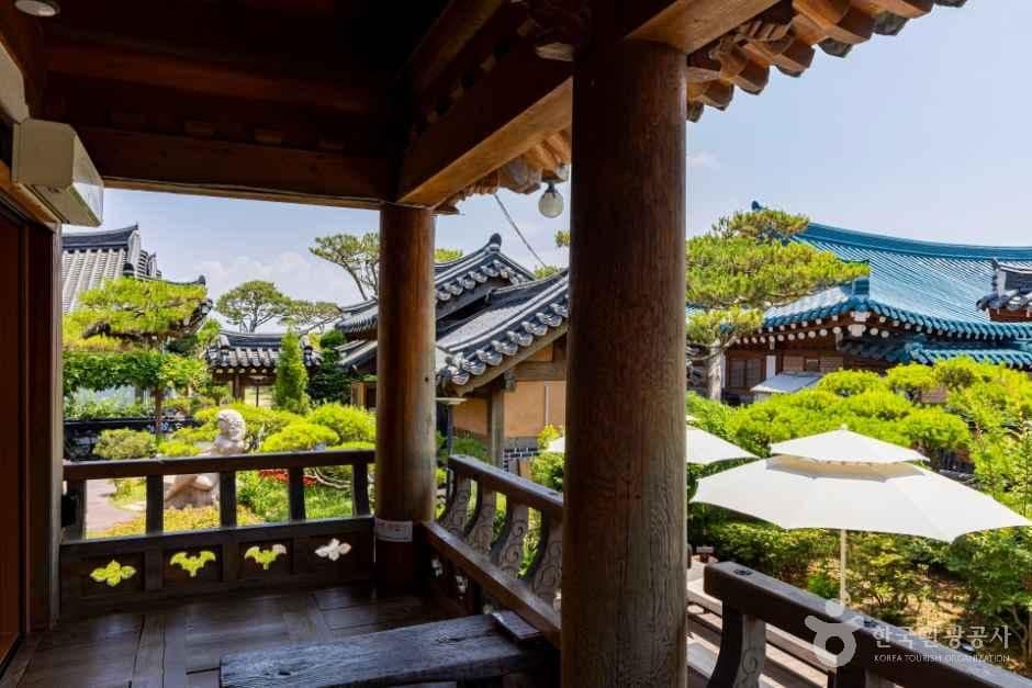 한옥카페 갤러리 도솔 사진 1