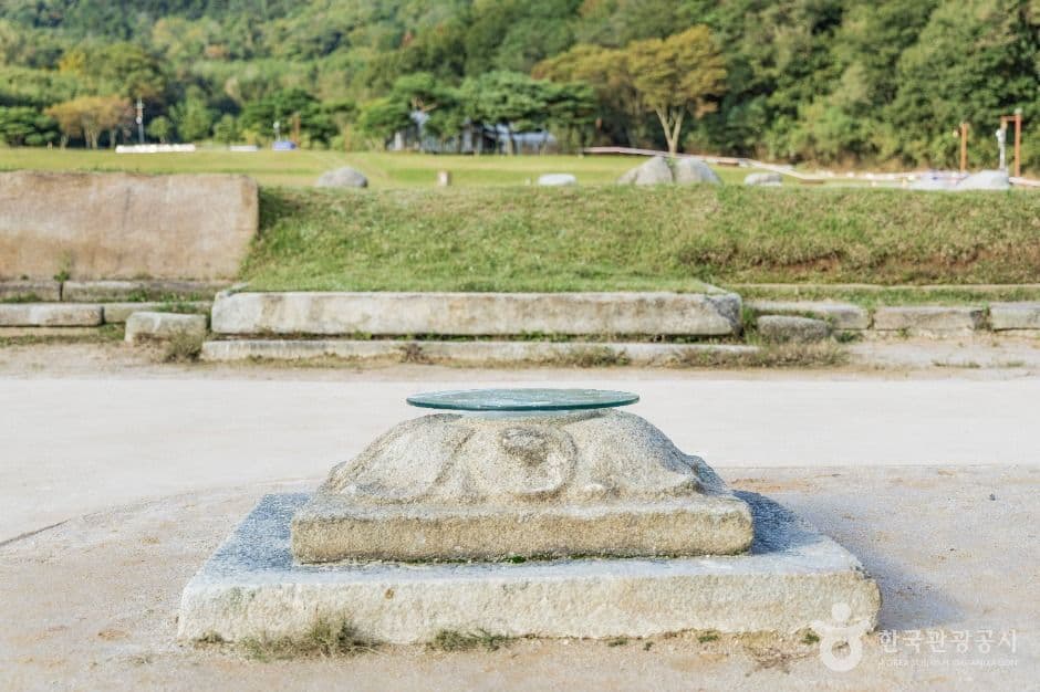 미륵사지 석등하대석
