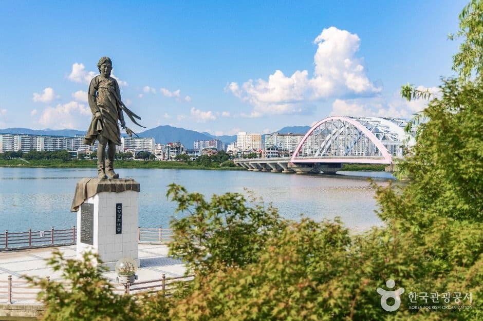 소양강처녀상 사진 2