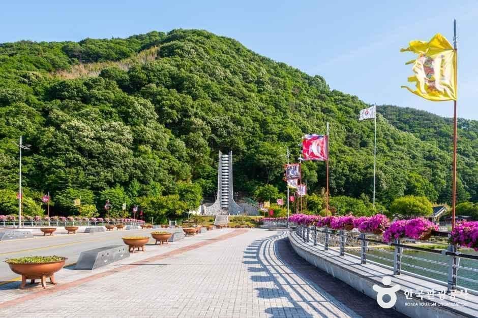 충익사(의령) 사진 7