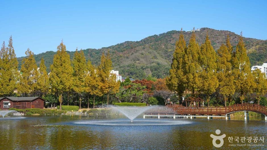연지공원 사진 2