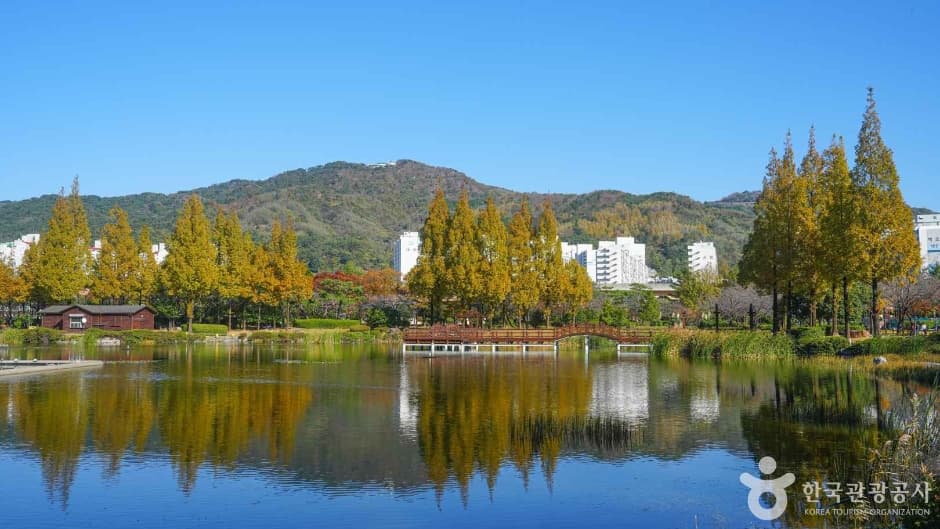 연지공원 사진 4