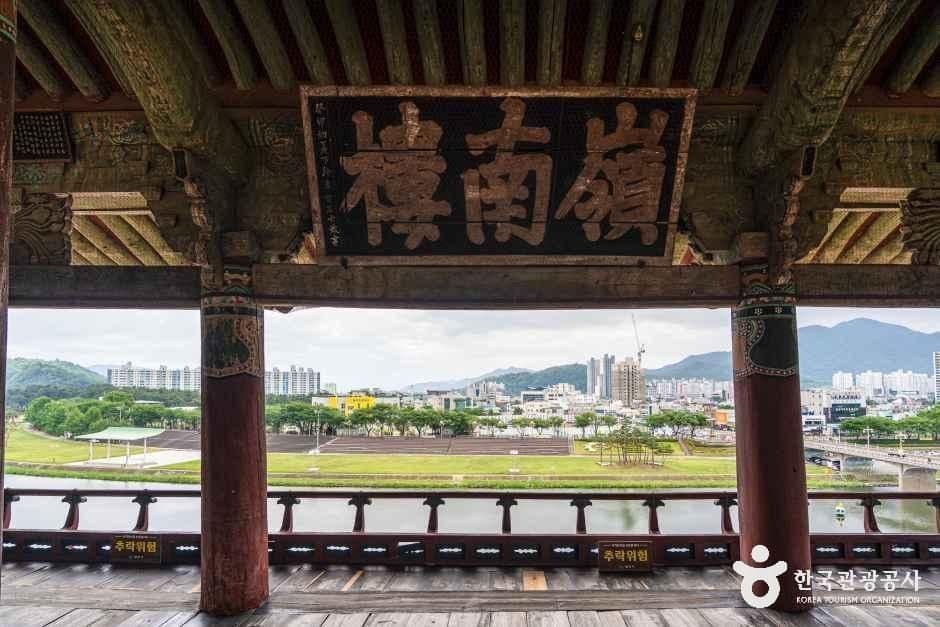 밀양 영남루 사진 6