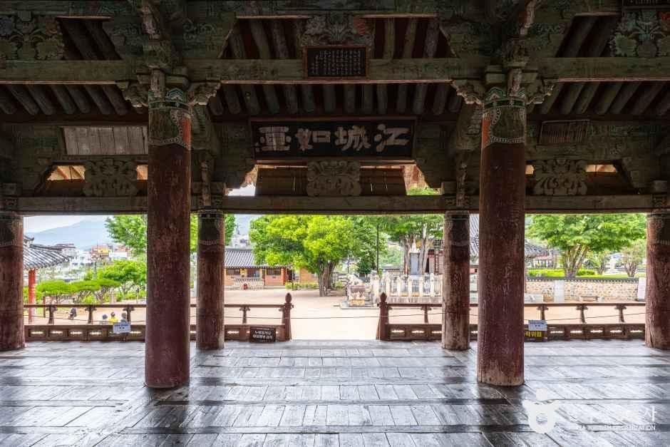 밀양 영남루 사진 2