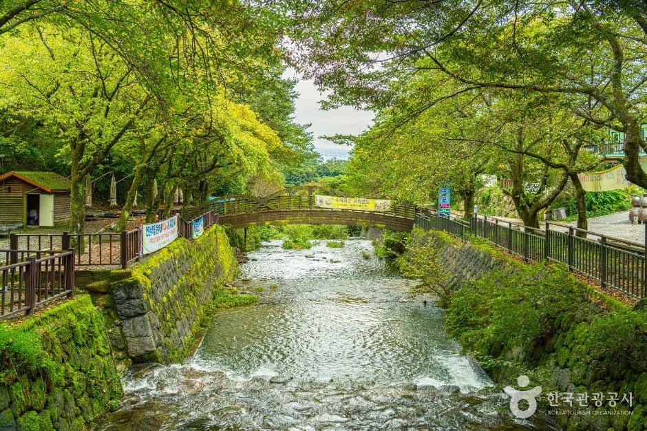 수락폭포 사진 1