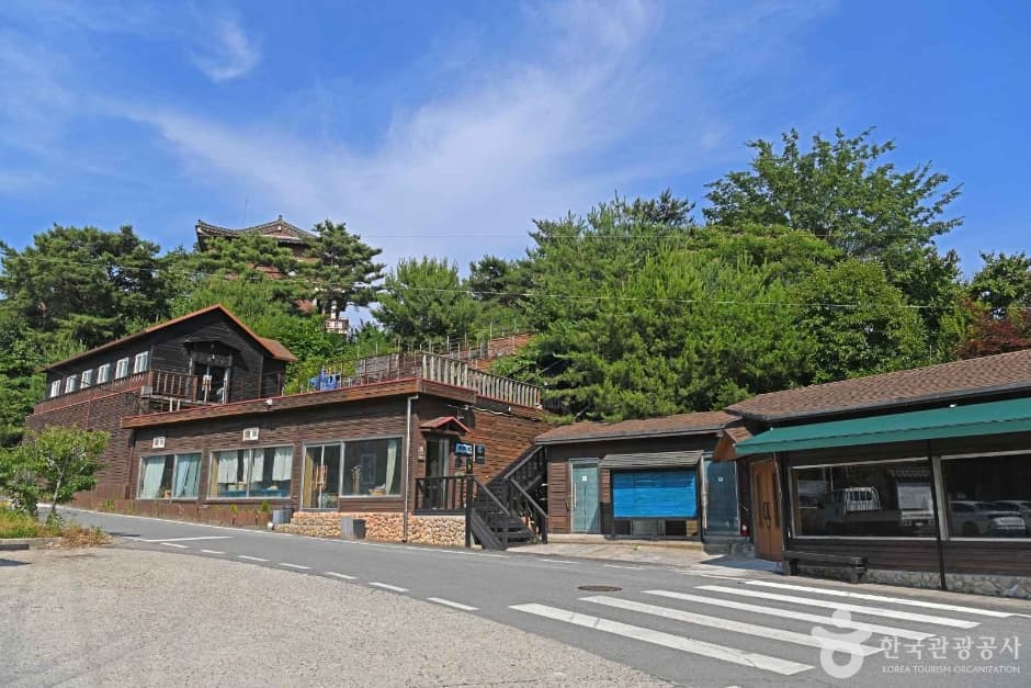 공주민속극박물관